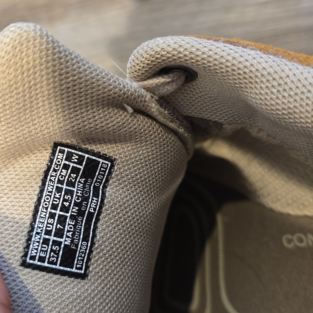 Keen Contour Arch Tan Sneakers | Size 7 - Picture 8 of 8